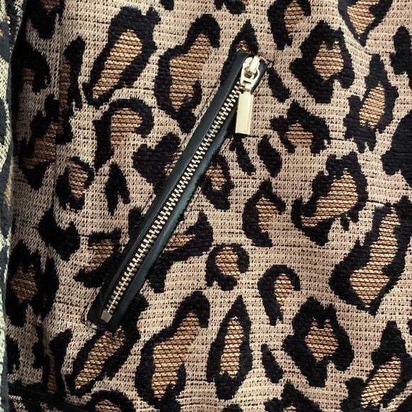 Chicos Moto Jacket Coat Animal Print Jaquard Knit Leopard Cheetah Zipper… - Picture 2 of 10